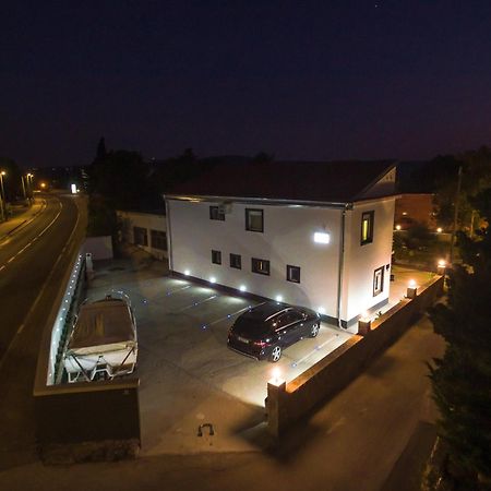 Jeli Apartments Стариград-Пакленица Номер фото