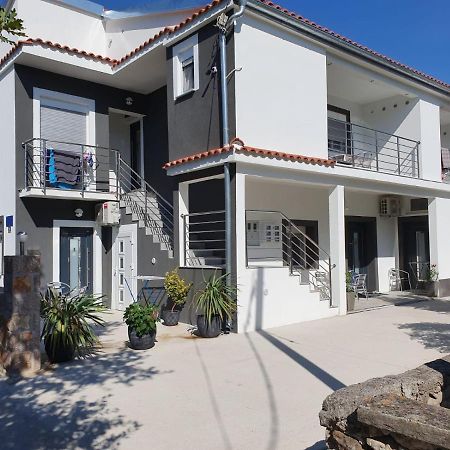 Jeli Apartments Стариград-Пакленица Экстерьер фото