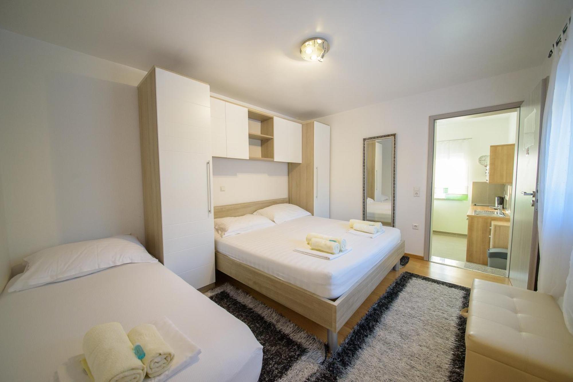 Jeli Apartments Стариград-Пакленица Номер фото